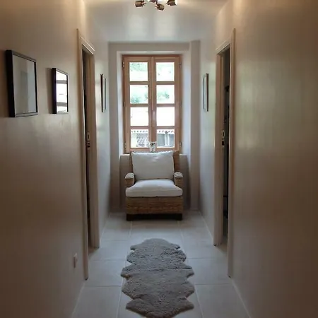 Alojamento de Acomodação e Pequeno-almoço La Vie En Rose, Chambres D'hôtes- *