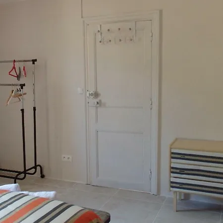 Alojamento de Acomodação e Pequeno-almoço La Vie En Rose, Chambres D'hôtes- Roquebrun